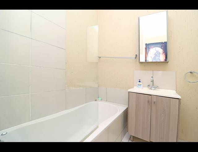 2 BEDROOM APARTMENT FOR SALE IN PAULSHOF